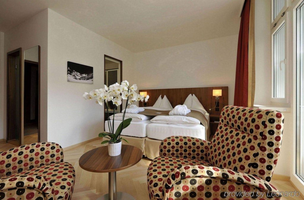 Фото Davos Youth Hostel