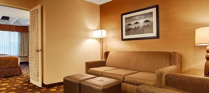 Фото Best Western Plus Suites Hotel Coronado Island