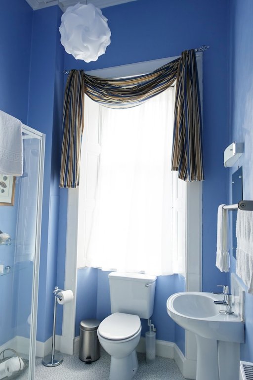 Фото Gladstone House