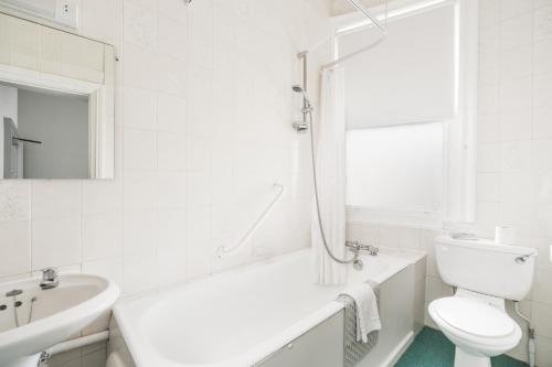 Фото The Tor Park