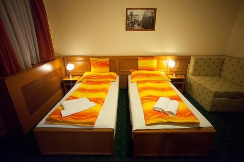 Фото Szinbád Hotel