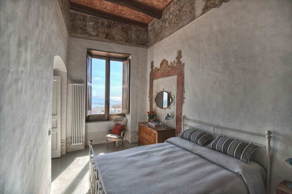 Hotel Trotula Charming House - Olimpia's Flat, Salerno, photo