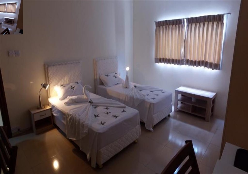 Фото Luau Beach Inn