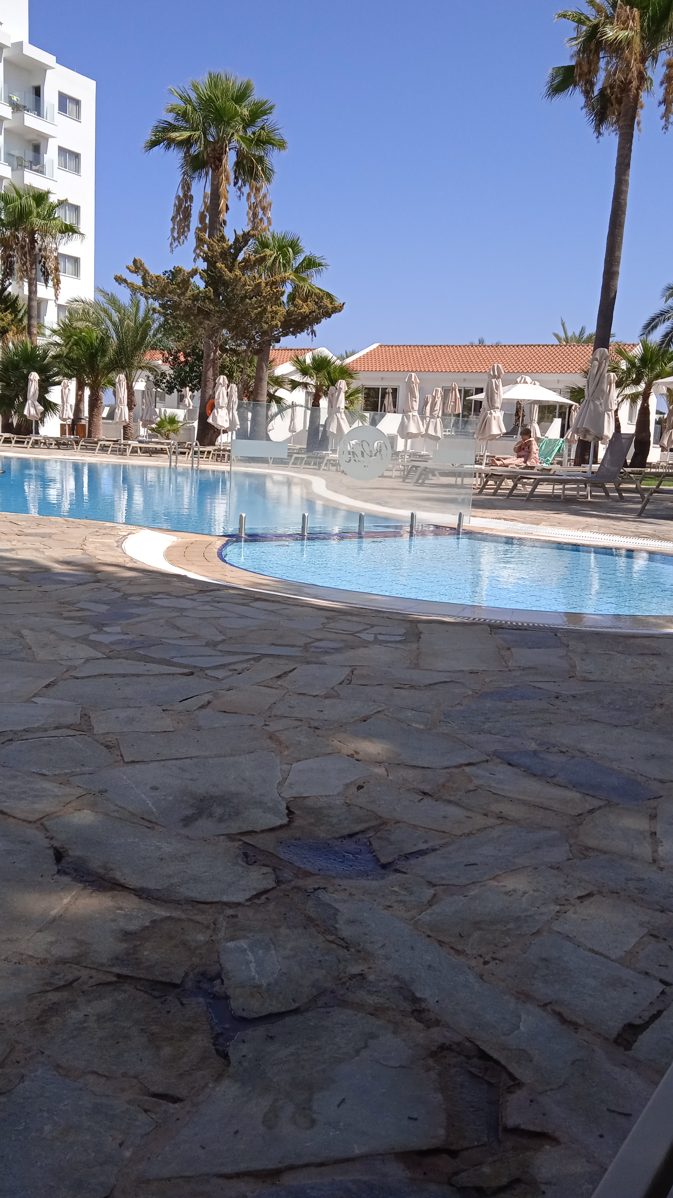 Фото Bohemian Gardens Hotel