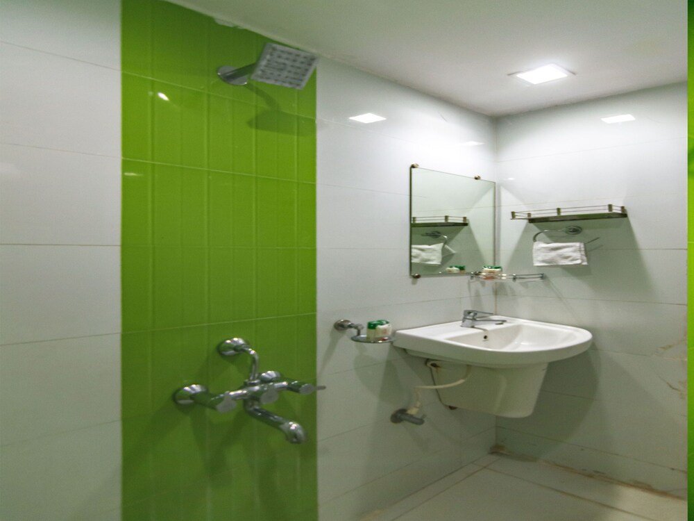 Фото Oyo 5110 Hotel Krishna Sai