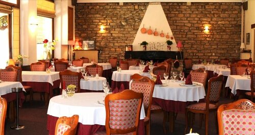 Гостиница Hotel le Vendangerot в Шалоне-сюре-Сне