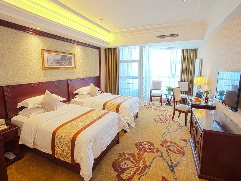 Фото Vienna Hotel Jinan Liancheng Square Branch