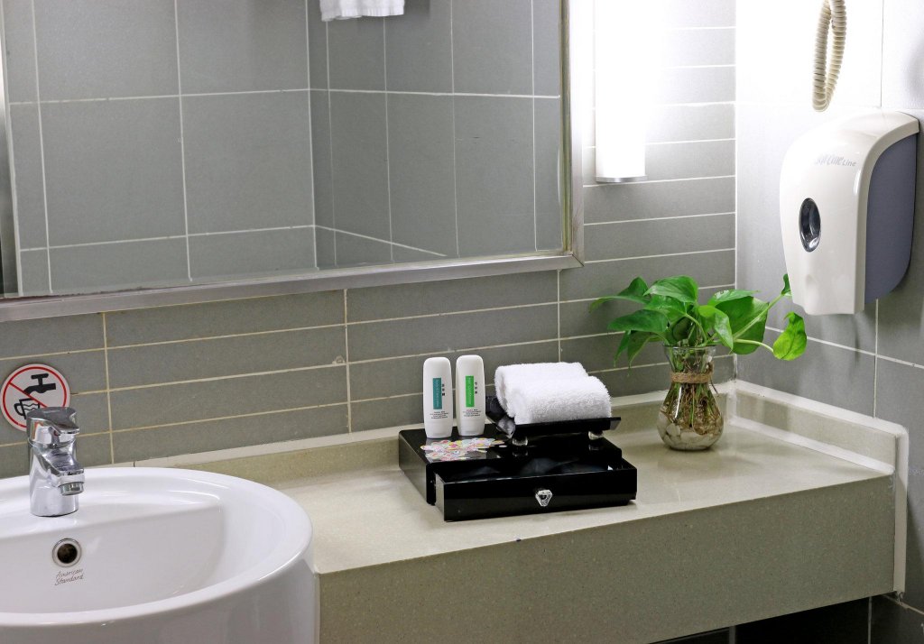 Фото Holiday Inn Express Chengdu Wuhou, an Ihg Hotel