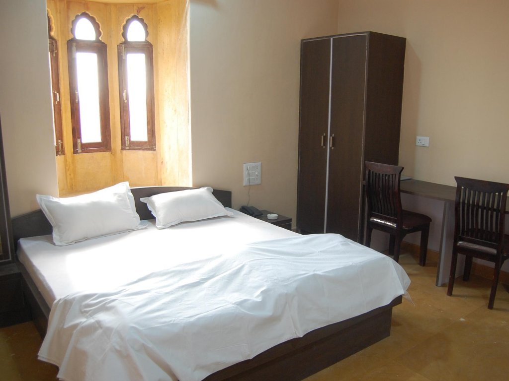 Фото Hotel Pansari Palace