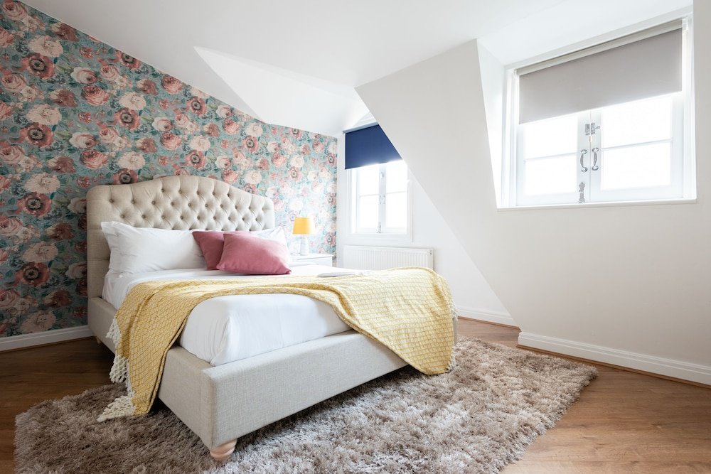 Фото The Hyde Park Mansion Place - Lovely 3bdr Flat