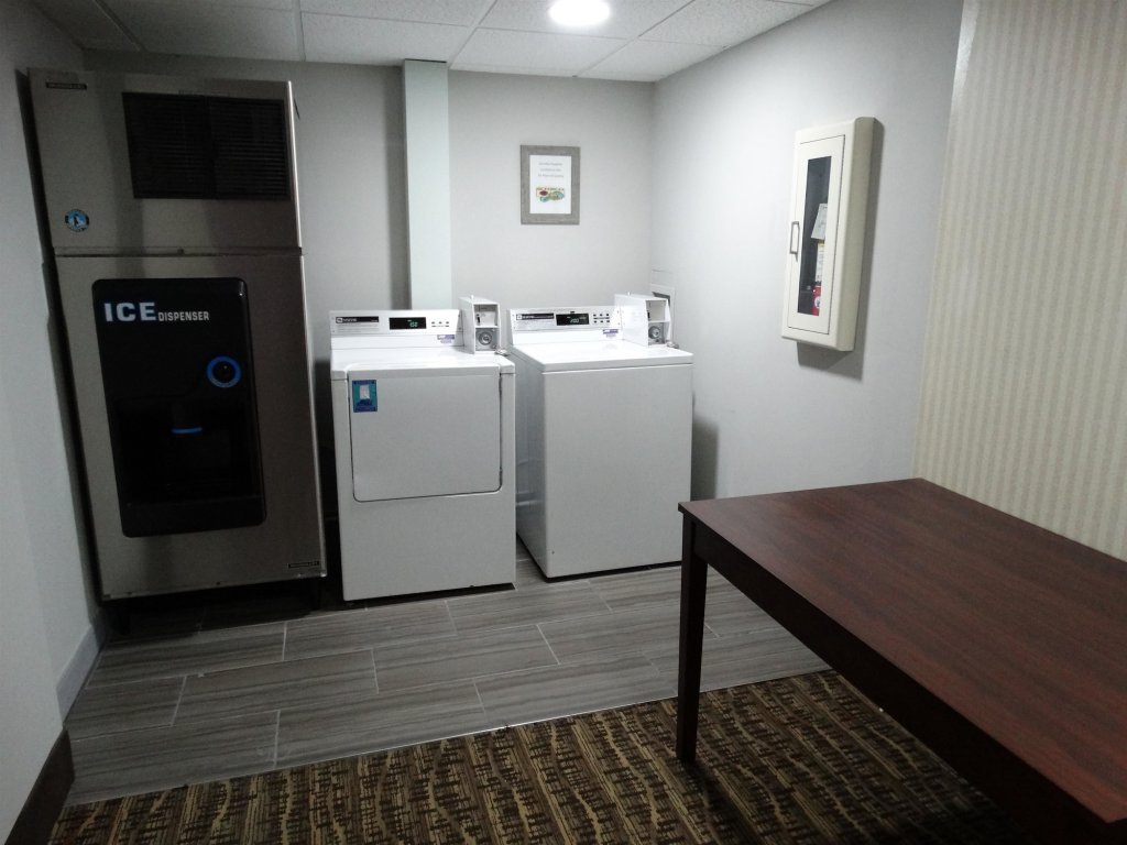 Фото Best Western Overland Park Hotel