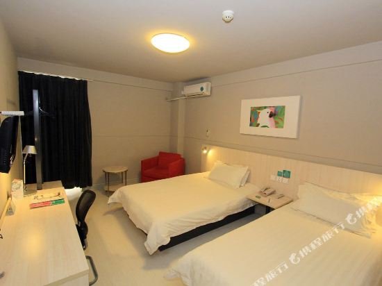 Фото Jinjiang Inn Lianyungang Railway Station Branch