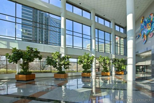 Гостиница Hilton East Brunswick Hotel & Executive Meeting Center