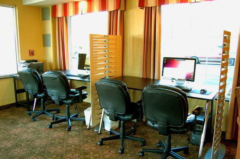 Фото Clarion Inn Renton - Seattle