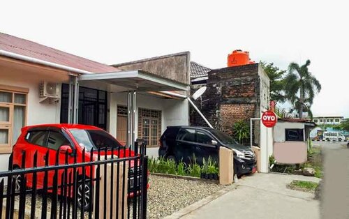Гостиница Oyo 3315 Tanjung Residence Syariah в Паданге