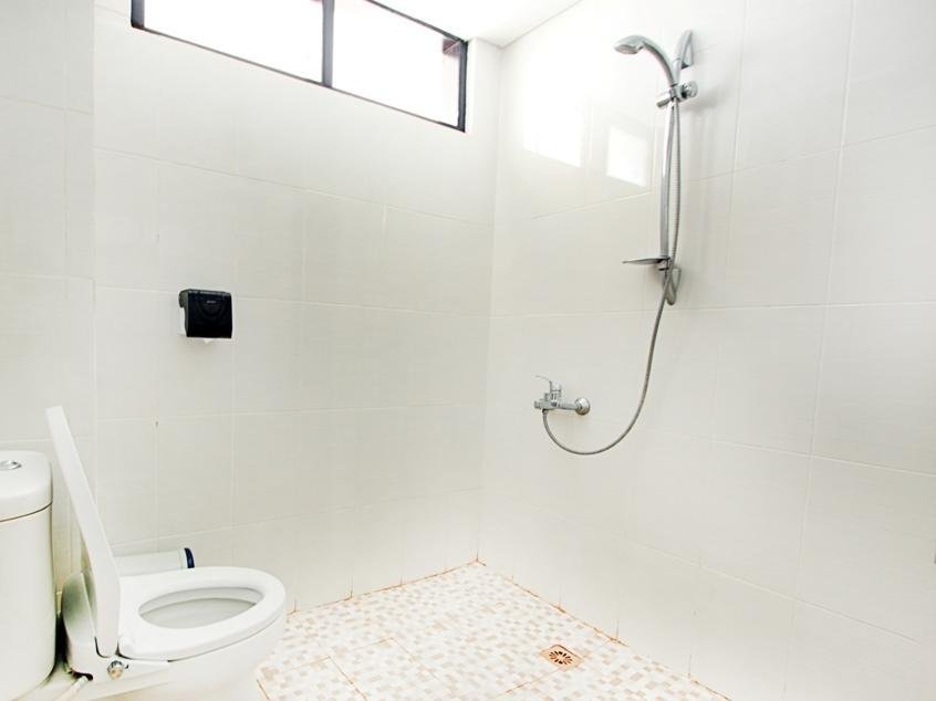 Фото Bakung Beach Resort