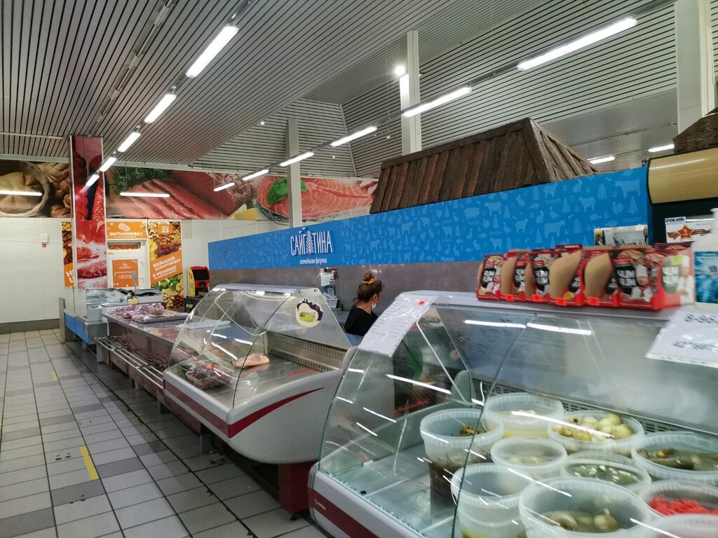Магазин мяса, колбас Сайгатина, Сургут, фото