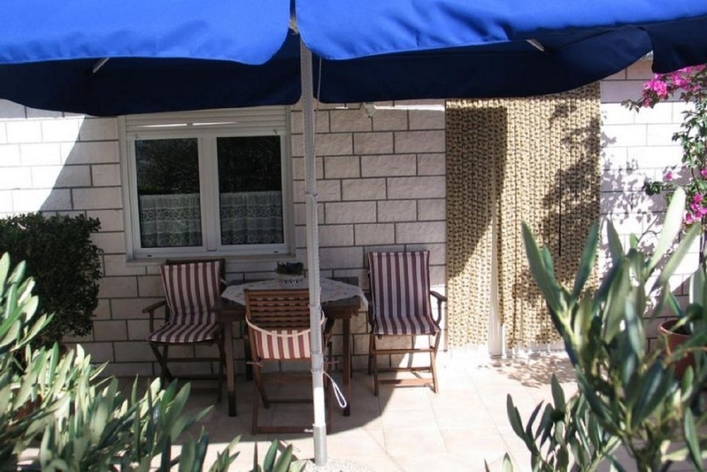 Фото Marti - Free Parking and Grill - A3 - Sunce