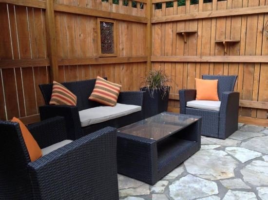 Фото Auberge Old Chelsea B&b