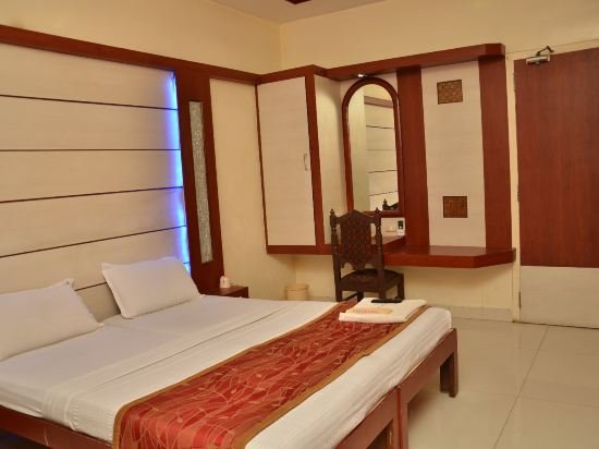 Фото Hotel Aryaas