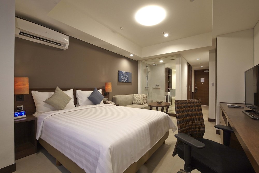 Фото Axia South Cikarang Service Apartment