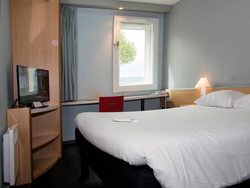 Фото ibis Lyon Sud Saint-Rambert-d'Albon