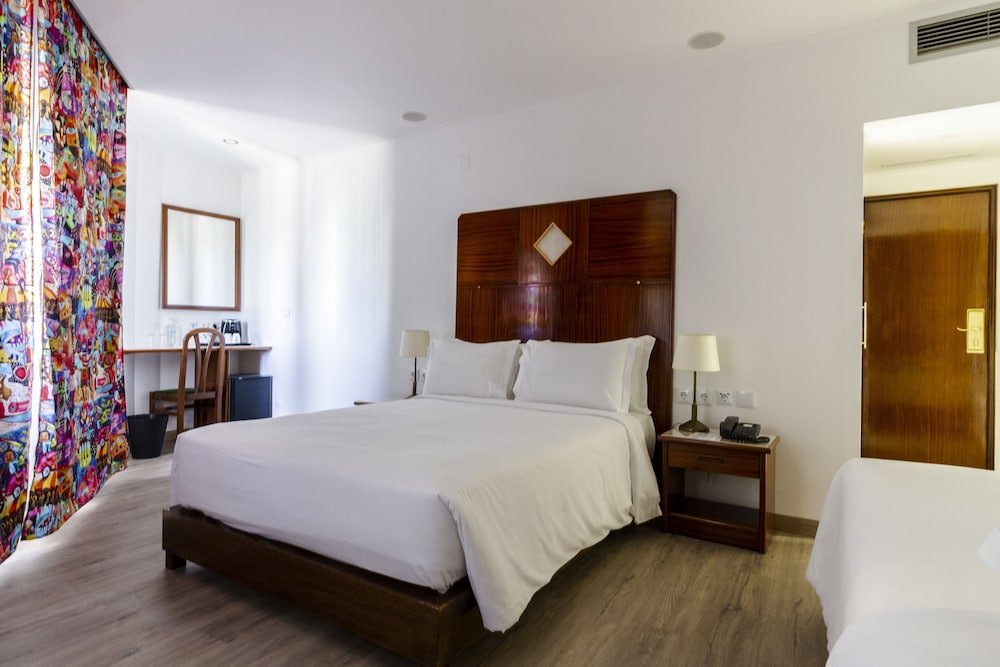 Фото Elmore Lodge Motel