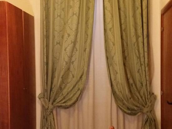 Фото Hotel Tourist