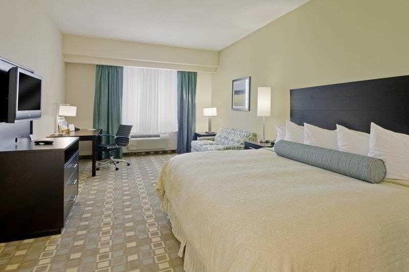 Фото Four Points by Sheraton Fort Lauderdale Airport - Dania Beach
