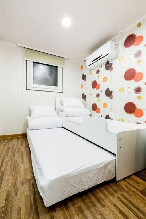 Фото Chloe Hostel