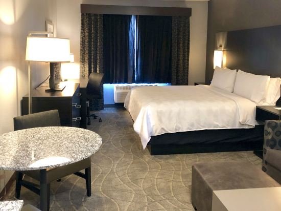 Фото Holiday Inn Hotel & Suites Silicon Valley - Milpitas, an Ihg Hotel