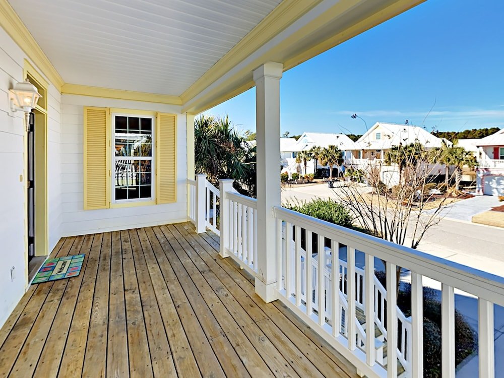 Фото 226 Georges Bay Rd Home 5 Bedrooms 4.5 Bathrooms Home