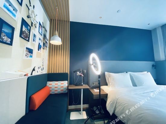 Фото Holiday Inn Express Shanghai Tangzhen, an Ihg Hotel