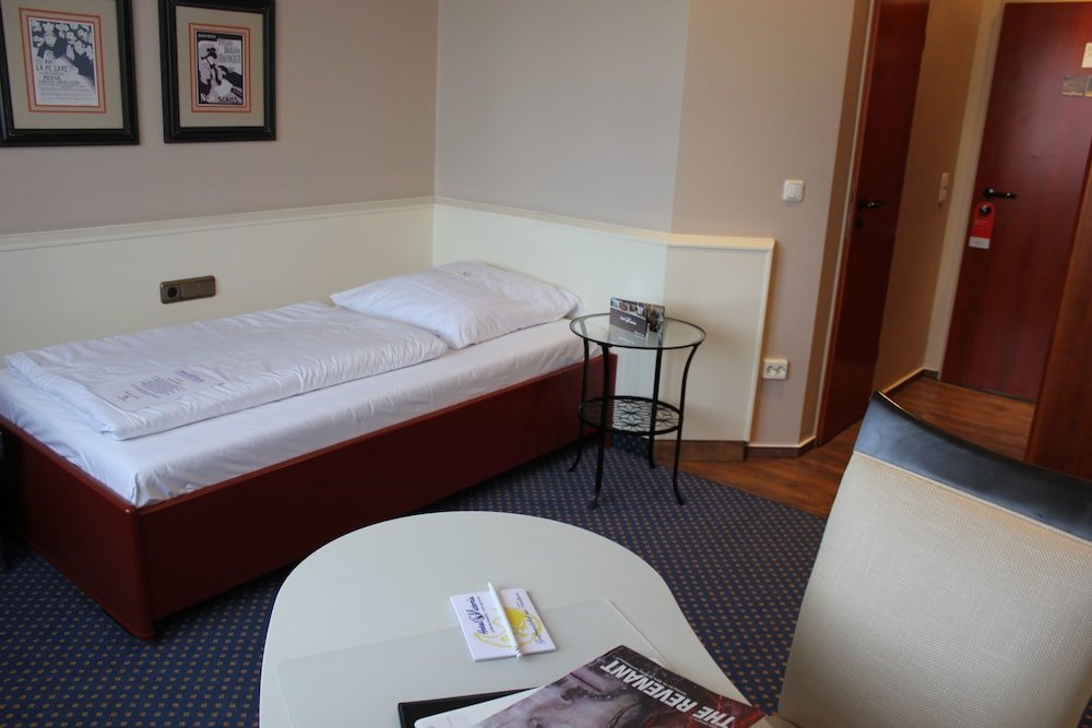 Фото отеля 3