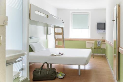 Фото Ibis budget Zurich City West