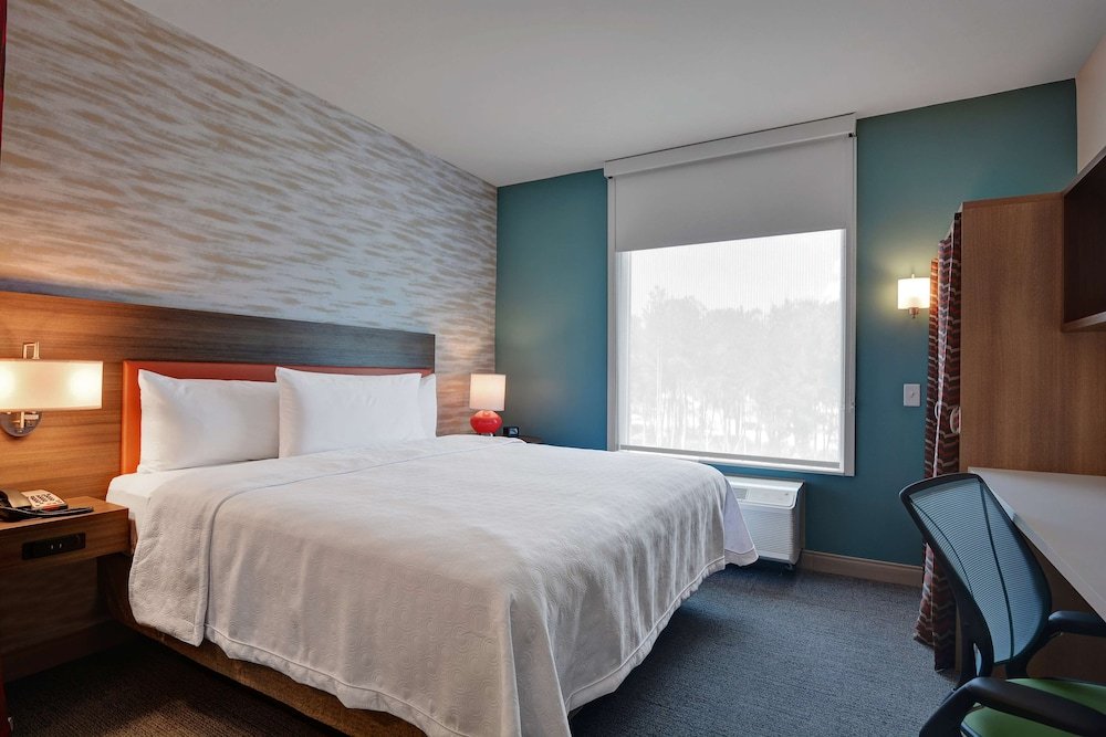 Фото Hampton Inn & Suites Lenoir