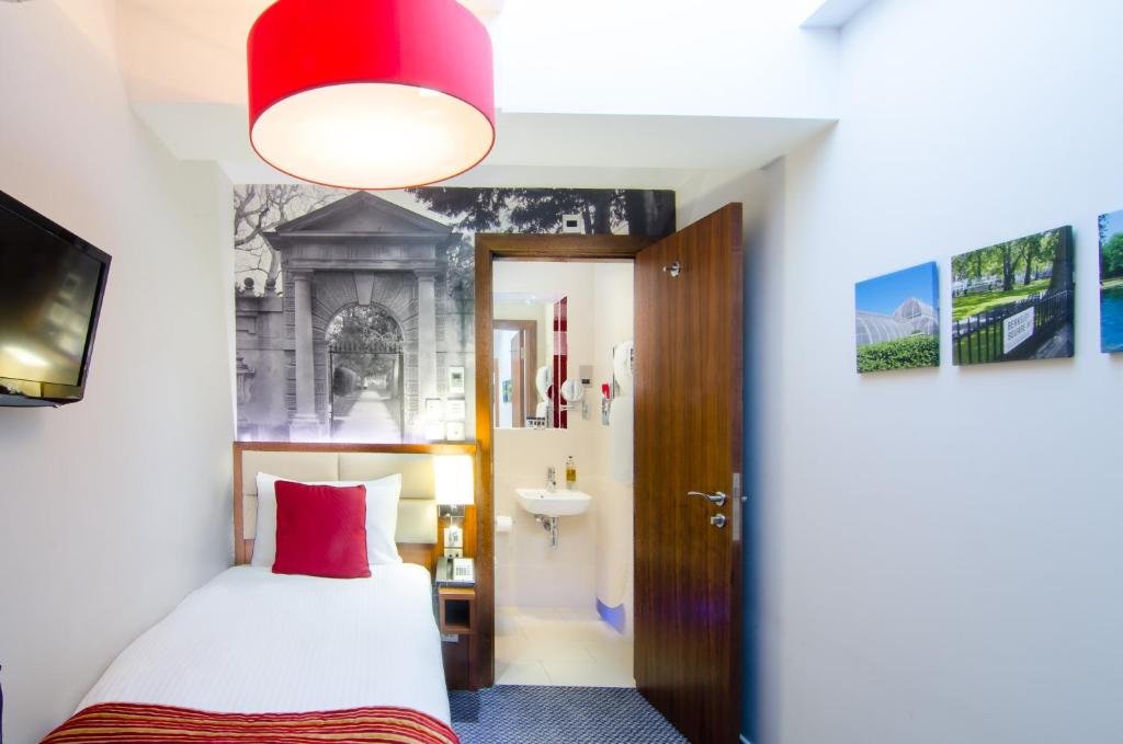 Фото Seraphine Hammersmith Hotel