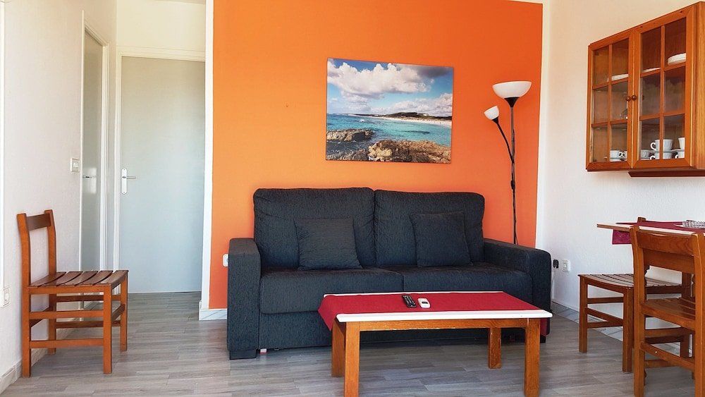 Фото Apartamentos Ses Anneres