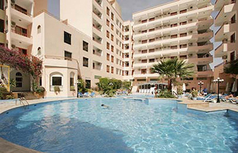 Фото отеля 1