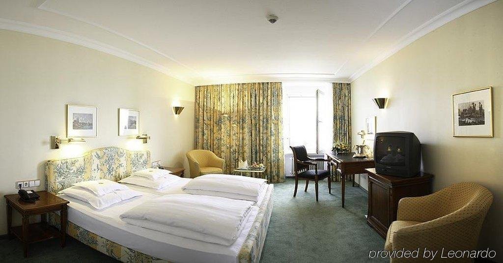 Фото Hotel Bayerischer Hof
