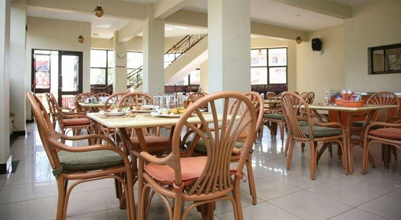 Гостиница Nairobi Transit Hotel в Найроби