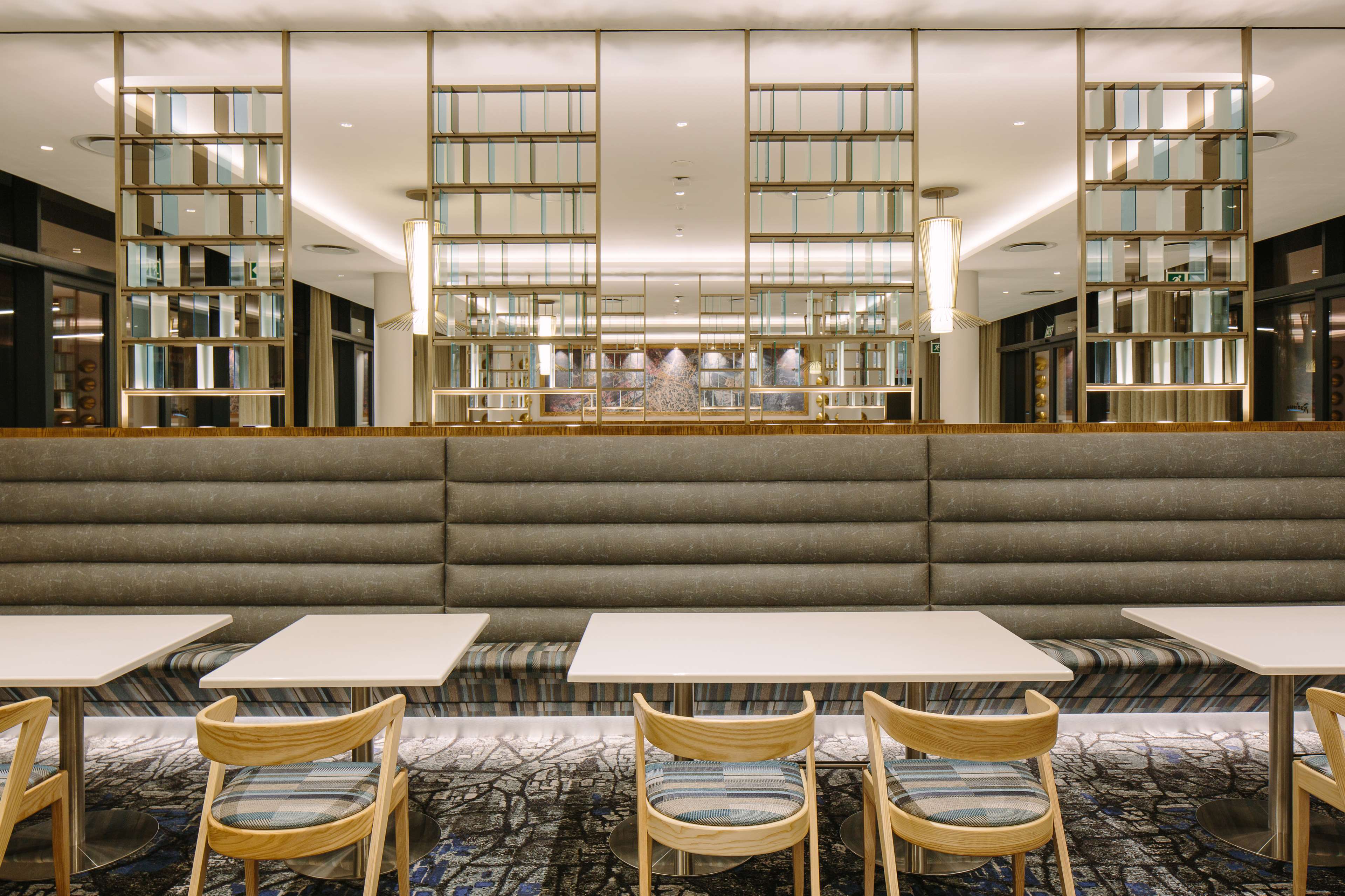 Фото Radisson Hotel & Convention Centre, Johannesburg, O.R. Tambo Airport