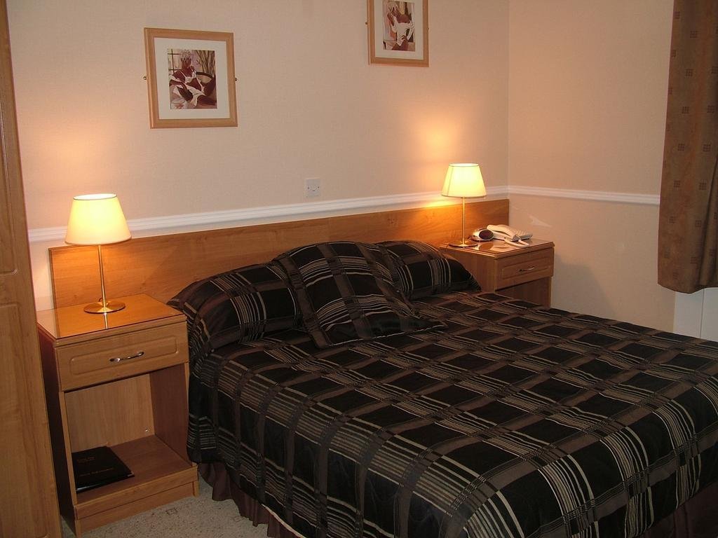 Фото Ferry Inn Stromness