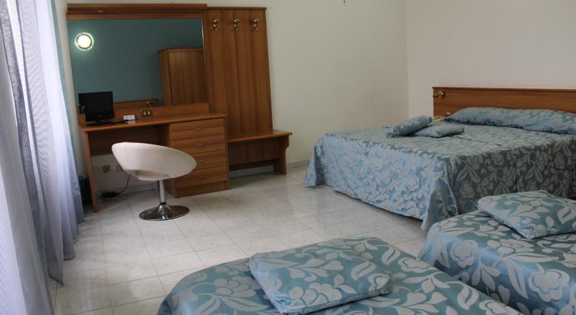 Фото Hotel Santa Marta