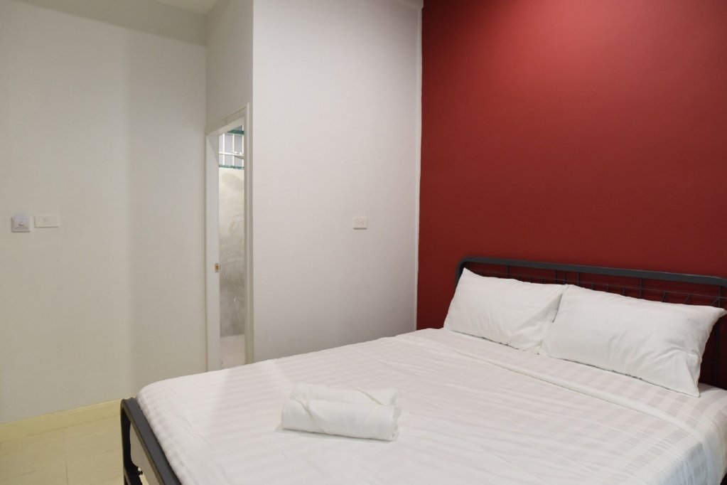 Фото Peace Factory Hostel