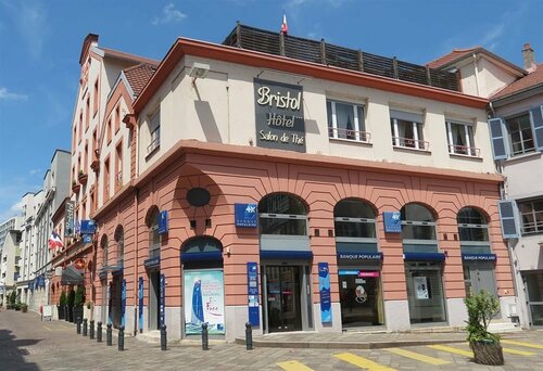 Гостиница Brit Hotel Bristol Montbéliard в Монбельаре