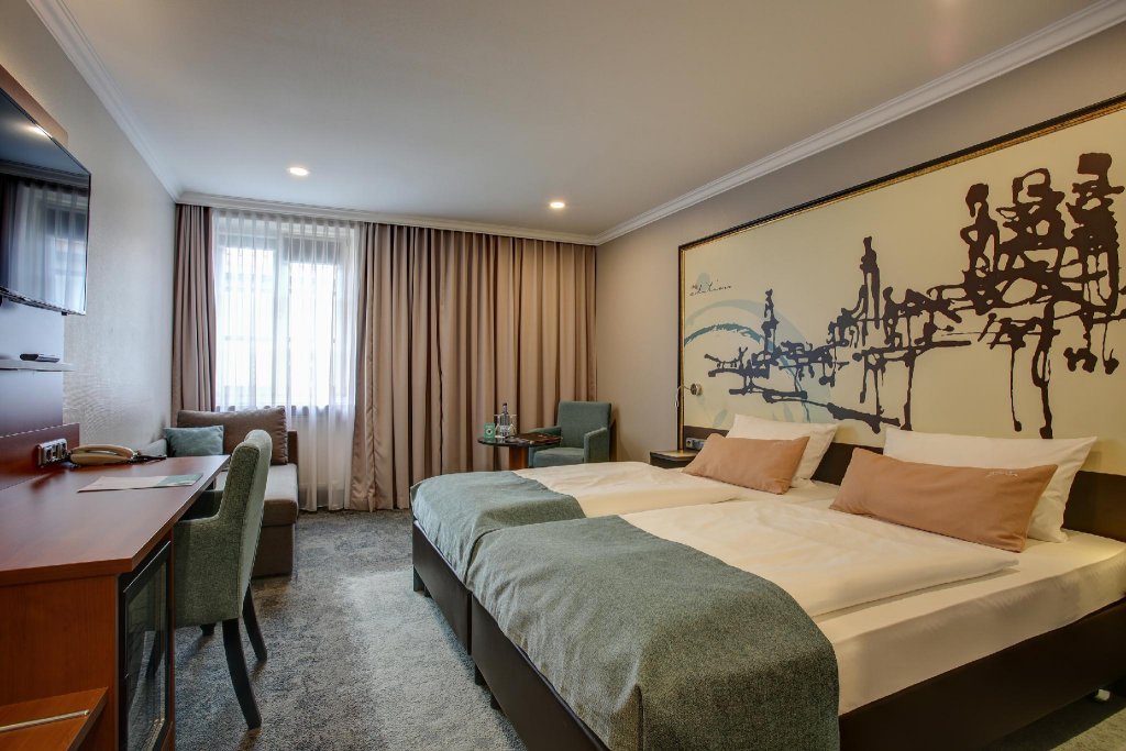 Фото Premier Inn Passau Weisser Hase