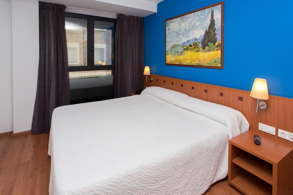Фото Hotel Acta Azul