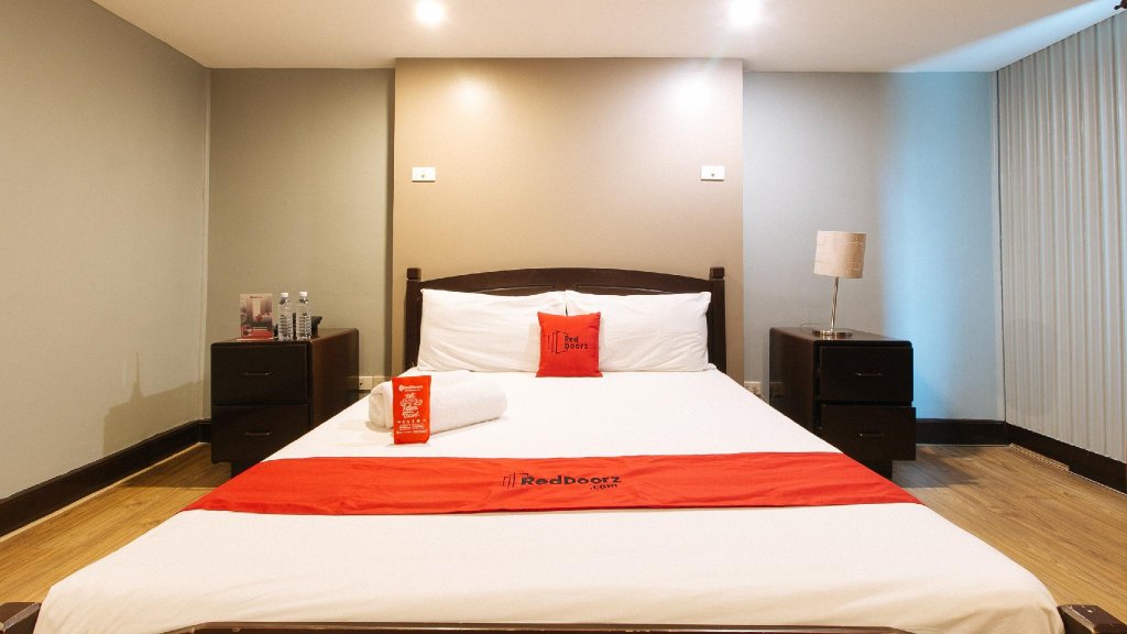 Фото Arzo Hotel Manila