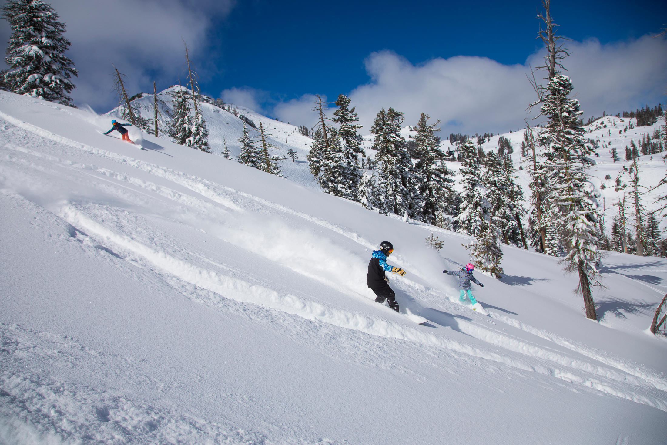 Фото The Village at Palisades Tahoe